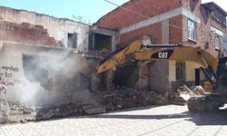 Diyarbakır'da eski evler yıkılıyor: Belediye açıklama yaptı!