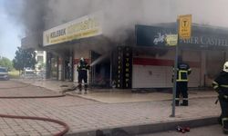 Diyarbakır'da hareketli dakikalar: Kırtasiye dükkanı yandı