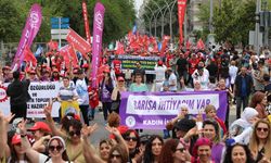 Diyarbakır’daki 1 Mayıs mitinginde “ekonomi” vurgusu!