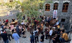 Diyarbakır’ın en güzel tatlısına dikkat çekildi: Bedri Ayseli de sahne aldı