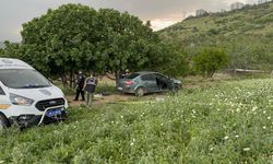 Otomobil içerisinde pompalı tüfekle vurulmuş halde bulundu