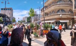 Tatili fırsat bilen turistler Mardin’e akın etti!