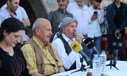 Diyarbakır Ulu Cami Meydanı’nda dengbêj dinletisi