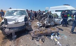Adıyaman’da araçlar çarpıştı: Çok sayıda ölü ve yaralı var!