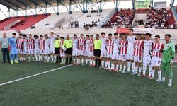 Beşiktaş ve Şırnak Petrolspor dostluk maçında karşılaştı!