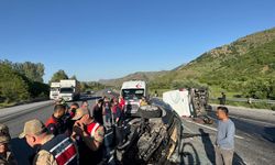 Bitlis’te otomobil ve minibüs çarpıştı: 2 kişi hayatını kaybetti!
