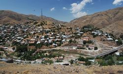 Diyarbakır’a komşu illerde en yakın ilçe neresi?