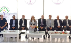Diyarbakır’da AK Parti ile DEM Parti bayramlaştı: Mesajlar dikkat çekti