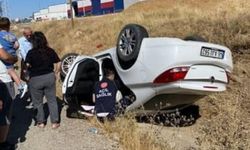 Diyarbakır’da kontrolünden çıkan otomobil takla attı: Yaralılar var!