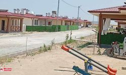 Diyarbakır’da TOKİ’nin yaptığı Köy Evleri dökülüyor!