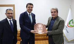 Saadet Partisi’nden Amedspor’a ziyaret: Forma hediye edildi