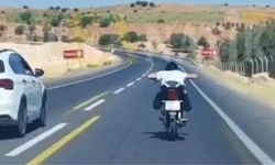 Şanlıurfa’da motosikleti öyle bir kullandı ki: Cezayı kapısında gördü!