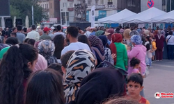 Diyarbakır'da kalabalığı gören sıraya girdi: Sebebi belli oldu!