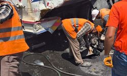 Urfa’da otomobil sulama tankerine çarptı: Can kaybı var
