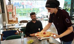 Kocasına yaptığı tatlıdan 10 puan aldı: Müşterilerine sundu, siparişlere yetişemiyor!