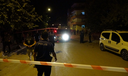 Malatya'da hasarlı olan bir evin çatısı çöktü!