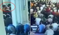 Namaz kılan polislerin kafasına mermer düştü!