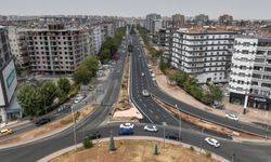 Diyarbakır’a yeni yollar: Bulvarın yarısı tamam