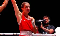 Buse Naz Çakıroğlu Dünya Boks Şampiyonası’nda finalde!