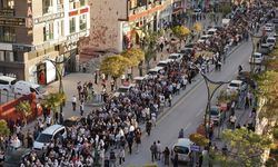 Diyarbakır’da binlerce kişi yürüdü: Nedeni belli oldu!
