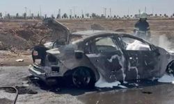 Diyarbakır'da bir otomobil alev topuna döndü
