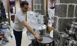 Diyarbakır’da ilginç alışveriş: Her şey kiloyla satılıyor!