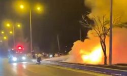 Diyarbakır’da kaza yapan araç yandı: 1’i ağır yaralılar var!