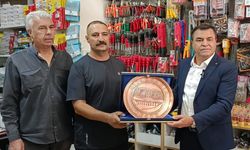 Diyarbakır’da bir çocuğu kaçırılmaktan kurtarmıştı: O esnafa sürpriz ziyaret!