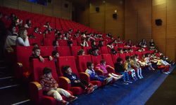 Diyarbakır Büyükşehir, çocukları tiyatroyla buluşturdu!