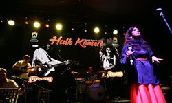 Diyarbakır’da halk konseri: Binler şarkılarla coştu