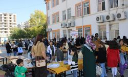 Diyarbakır'da minik öğrencilerden Gazze'ye umut eli!