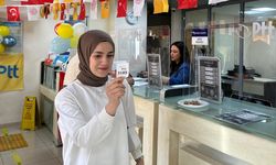 Diyarbakır’da özel müşteri oldu: PTT’den hediye aldı!