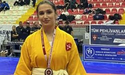 Elazığlı Evindar, güreşte Türkiye 3'üncüsü oldu