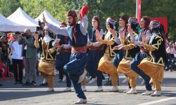 Cumhuriyetin 102. yılı Diyarbakır’da coşkuyla kutlandı