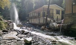 Hatay'da yağmur etkili oldu: Yol çöktü, evler zarar gördü!