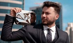 YouTube fenomeni Enes Batur, 16 milyon aboneli kanalını sildi