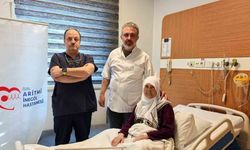 Doktorlar gözlerine inanamadı: 213 adet taş çıkarıldı