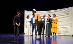 Diyarbakır’da Kürtçe tiyatro etkinlikleri başladı