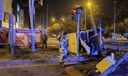 Diyarbakır'da minibüs kavşakta devrildi: Çok sayıda yaralı var!