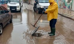 Diyarbakır’da sağanak yağmur: DİSKİ 110 personel ve 43 araçla sahada