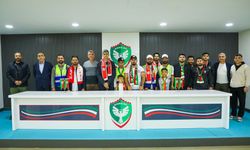 En İyi Taraftar Ödülü’ne aday olmuştu: Zakhospor taraftarı Amedspor’u ziyaret etti