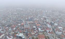 Komşu şehir sis altında kaldı: Neredeyse ortadan kayboldu!