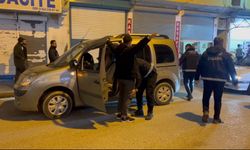 Şanlıurfa’da polis çevirmesinde 2 aranan şahıs yakalandı!