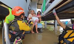 Tayland'da sel ve toprak kaymaları can aldı: 18 ölü, 12 yaralı