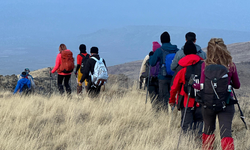 Vanlı dağcılar Nemrut’u 360 derece turladı!