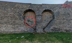 Diyarbakır Surları yazı tahtasına döndü! Önlem çağrısı