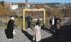 Diyarbakır Surlarında bu da oldu: Stant yerleştirdiler!