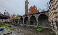 İsyanda yıkılmıştı: İşte Diyarbakır’daki o cami!