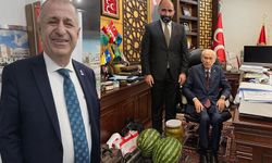 Ümit Özdağ trollendi: Diyarbakır karpuzu ve Devlet Bahçeli detayı