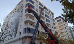 Diyarbakır’da bir apartman dairesinde yangın çıktı!
